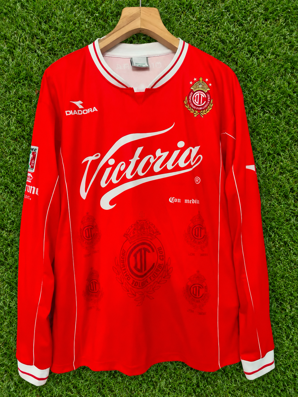 Camiseta Retro Toluca FC Manga Larga - Vista frontal