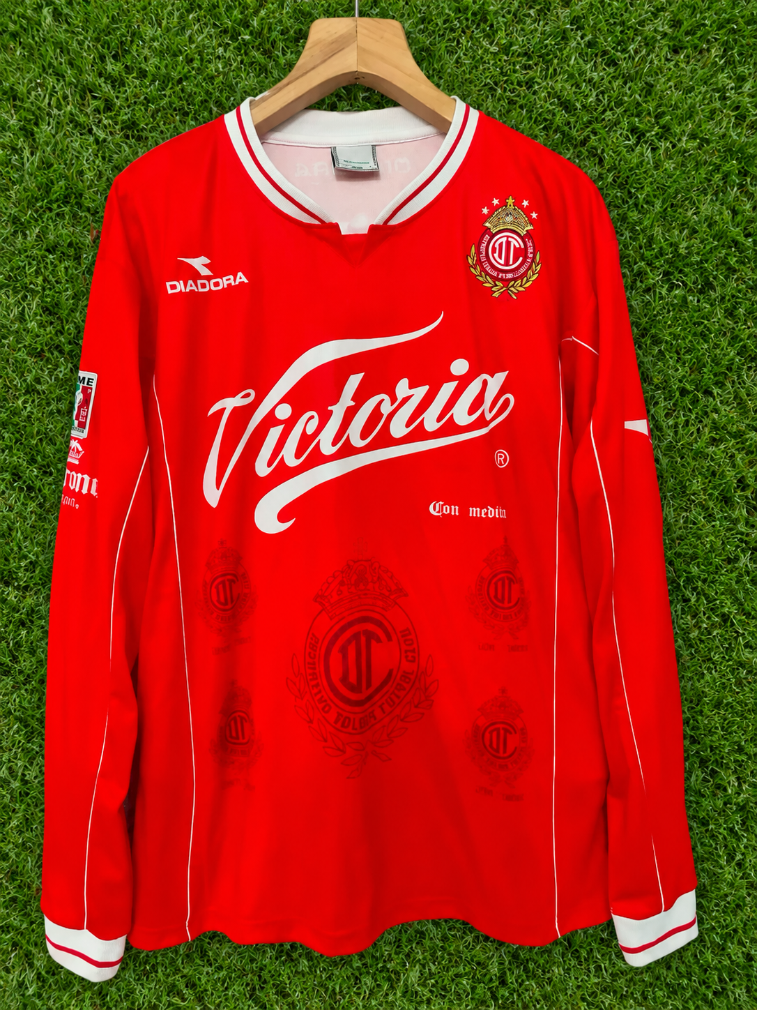 Camiseta Retro Toluca FC Manga Larga - Vista frontal